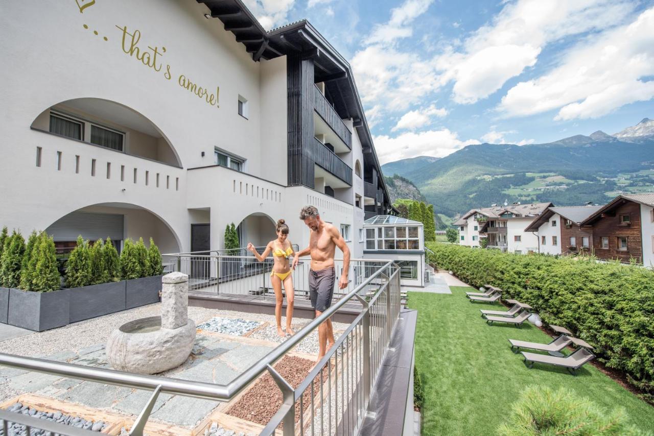 Vitaurina Royal Hotel Molini di Tures Exterior foto